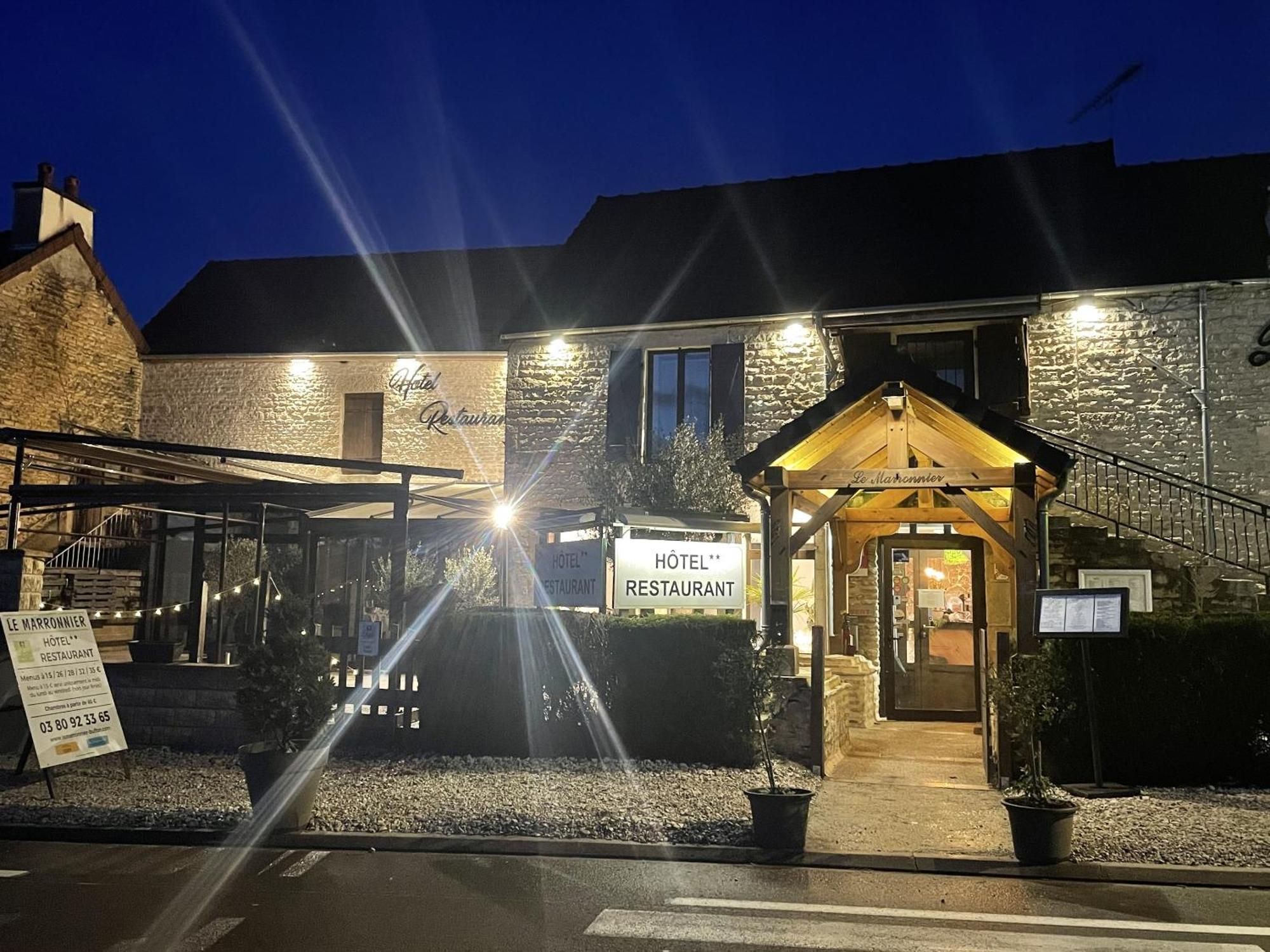 Logis Le Marronnier Hotel Buffon Ngoại thất bức ảnh